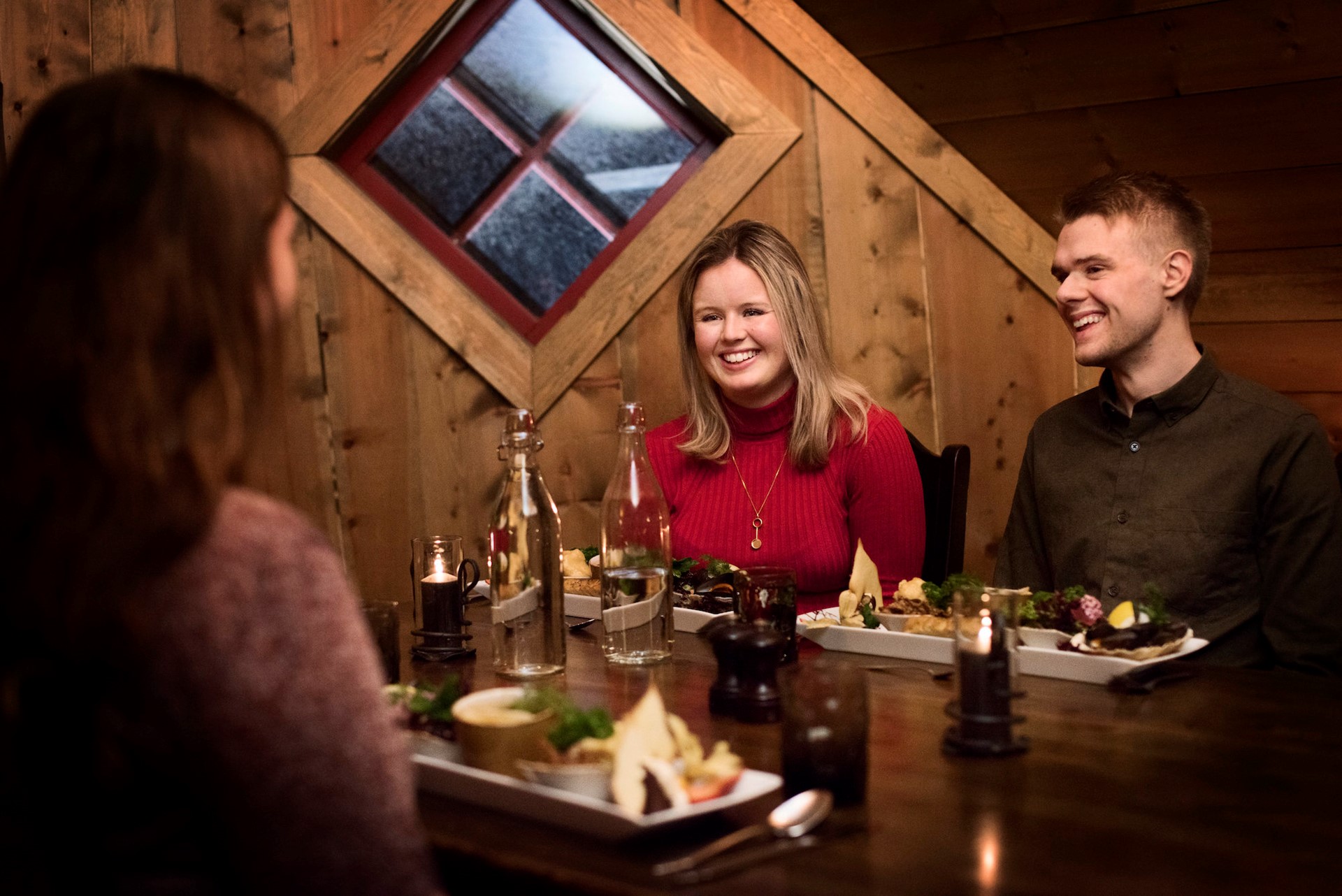 Day 3 : NORWAY IN NUTSHELL & ÆGIR VIKING PLANK DINNER